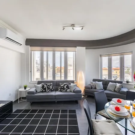 Ledra Star Central 아파트 니코시아