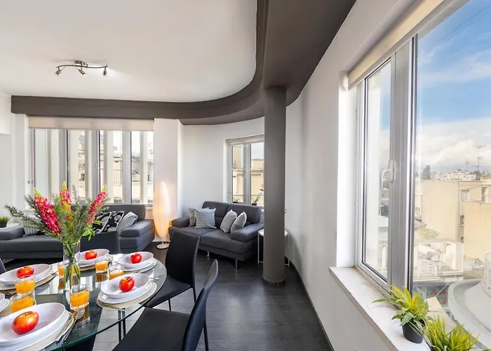 Ledra Star Central *