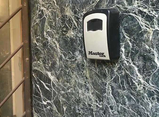 Ledra Star Central 公寓