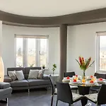 Ledra Star Central شقة